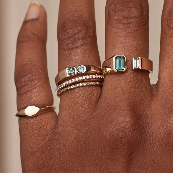Princess Cut Sapphire Dyad Signet Ring